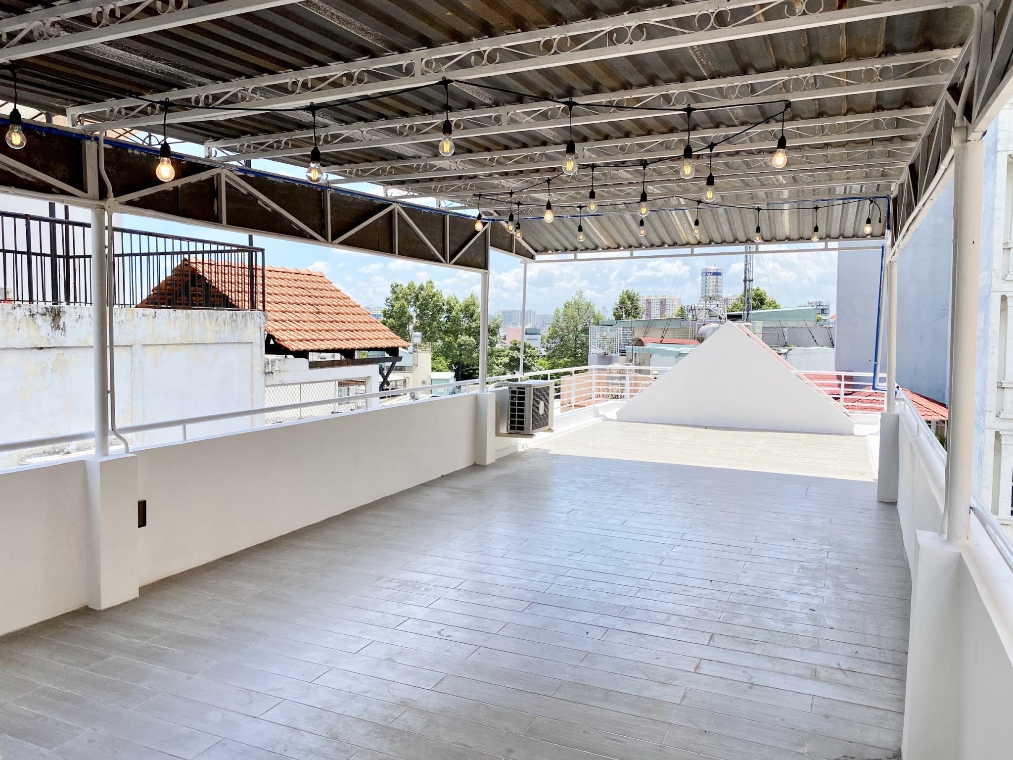 Cho Thuê NC MT Đường  Mai Thị Lựu, Phường Đa Kao, Quận 1,